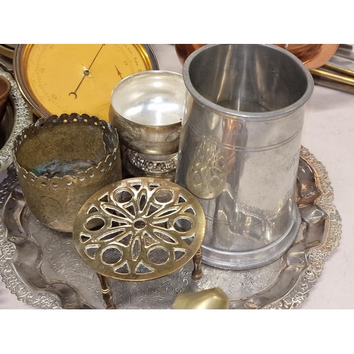 79 - A collection of metalware items to include brass and silver plate.