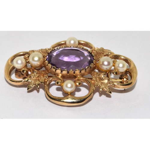 237 - 9ct gold ;ladies antique set Amethyst and Pearl brooch