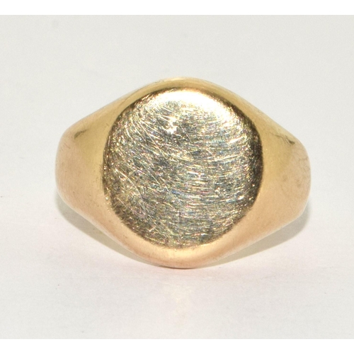 280 - 9ct gold gents signet ring with an unmarked cartouche size M 10.5g