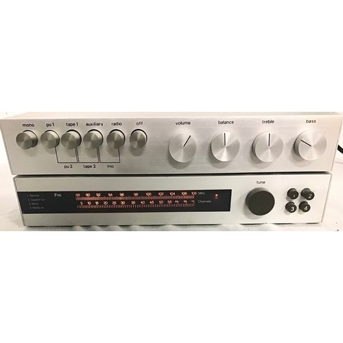 532 - SINCLAIR HIFI SEPERATES X 2. Amplifier is model No 2000 (untested) followed by Tuner 2000 which powe... 