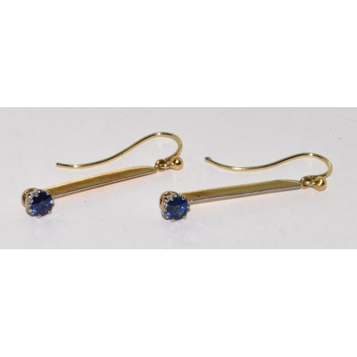 274 - Sapphire, 18ct gold and Platinum 3.4g earrings (boxed)