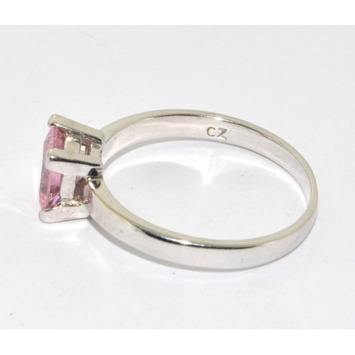 201 - Pink CZ 9ct white gold 2.6g ring Size Q