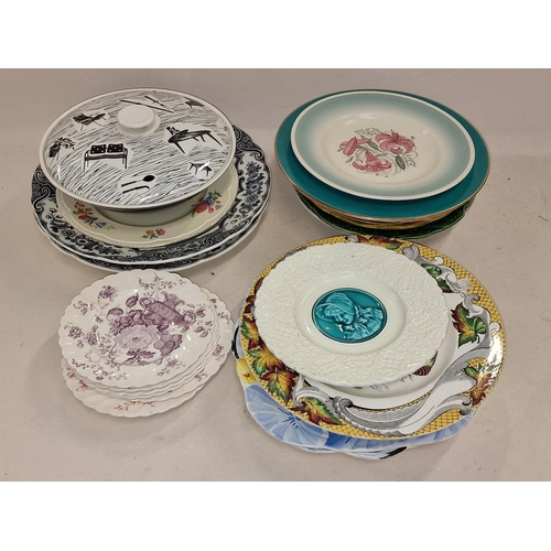 109 - Large collection of various vintage plates and bowls from various manufacturers to include Susie Coo... 