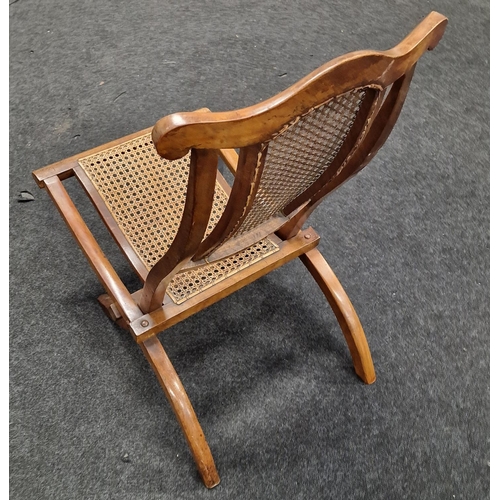 394 - Mahogany folding bergere steamer chair 85x45x55cm