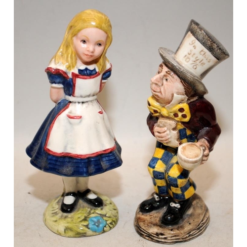 501 - 6 figures from the Beswick Alice in Wonderland series, Alice, Queen of Hearts etc