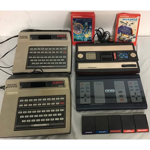 455 - VINTAGE GAMING CONSOLES X 4. Found here we have 2 x Philips Videopac computers model G7000 complete ... 