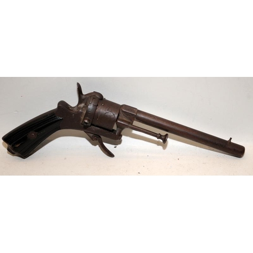 171 - Antique Six chamber revolver with pull down trigger. Working mechanism. Certification exempt. Barrel... 