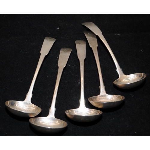 177 - 5 x Scottish Georgian small sterling silver sauce/toddy ladles. Hallmarked for Edinburgh 1820. Total... 