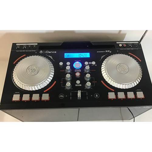 494 - iDANCE ENERGY XD3 DJ MUSIC SYSTEM. This unit comes boxed with power supply and powers up when plugge... 