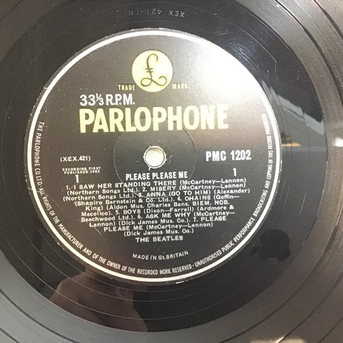 197 - THE BEATLES 'PLEASE PLEASE ME' LP UK MONO COPY. Found here on Parlophone PMC 1202 with matrix’s 1N/1... 