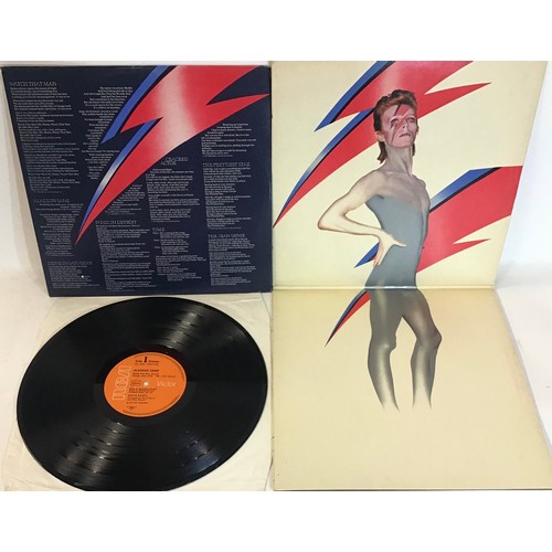 166 - DAVID BOWIE SIGNED ‘ALADDIN SANE’ VINYL LP RECORD. Here we find an original 1973 copy of ‘Aladdin Sa... 