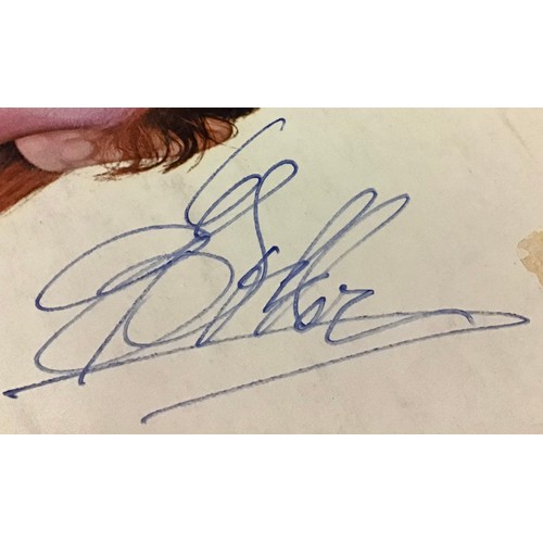 166 - DAVID BOWIE SIGNED ‘ALADDIN SANE’ VINYL LP RECORD. Here we find an original 1973 copy of ‘Aladdin Sa... 