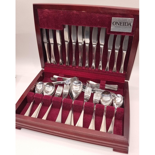 162 - Oneida wooden canteen containing a set of stainless steel cutlery for 12 place settings together wit... 