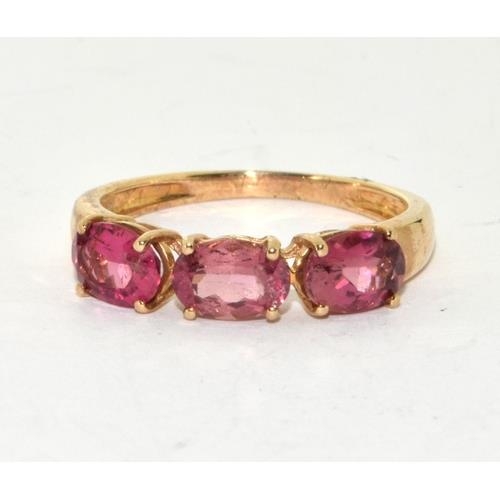 239 - 9ct gold ladies Pink Tourmaline ring size S