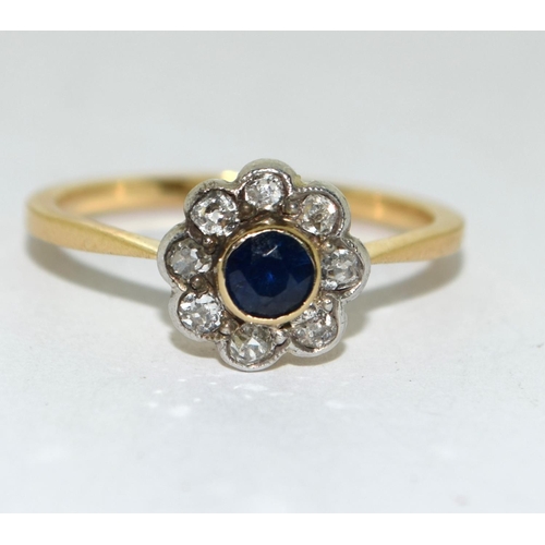 191 - 18ct gold ladies antique set  Diamond and Sapphire Daisy cluster ring size O