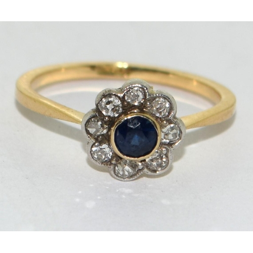 191 - 18ct gold ladies antique set  Diamond and Sapphire Daisy cluster ring size O