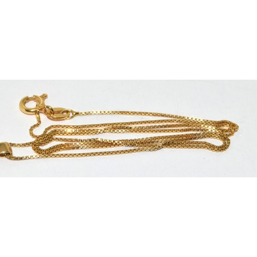 252 - 18ct gold chain with a gold Pearl set pendant 3.5g