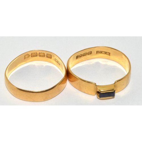 254 - 2 x 22ct gold wedding band style rings 5g