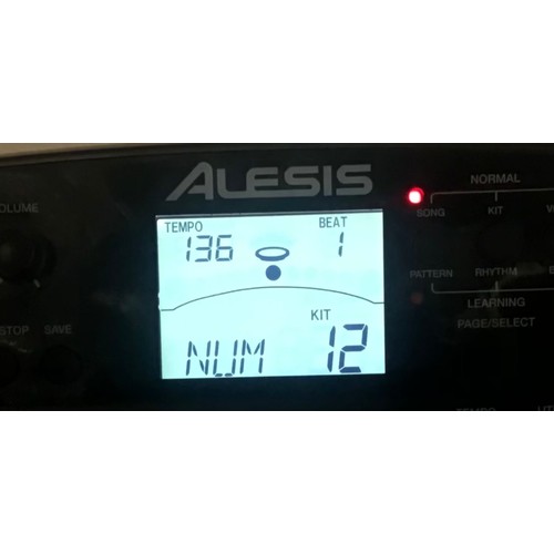 430 - ALESIS NITRO MODULE  ELECTRIC DRUM KIT. This unit is model No. Dm7X and is a great electronic drum k... 