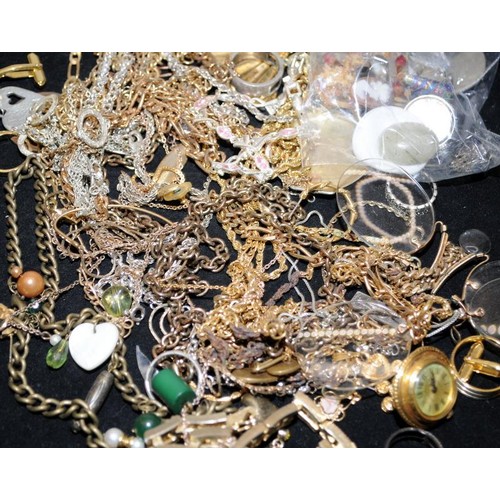 148 - A Bag of costume jewellery.