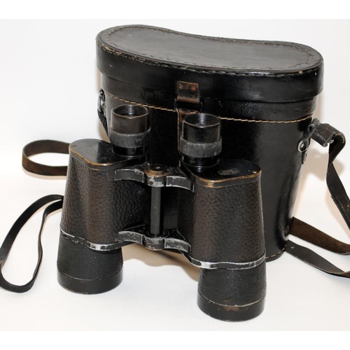 319 - WWII era Carl Zeiss Jena Binoctar 7 x 50 German military binoculars in original case