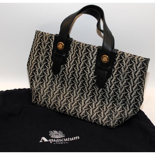 274 - Aquascutum handbag with protective slipcase c/w new and boxed matching Aquascutum purse. Bag 23cms a... 