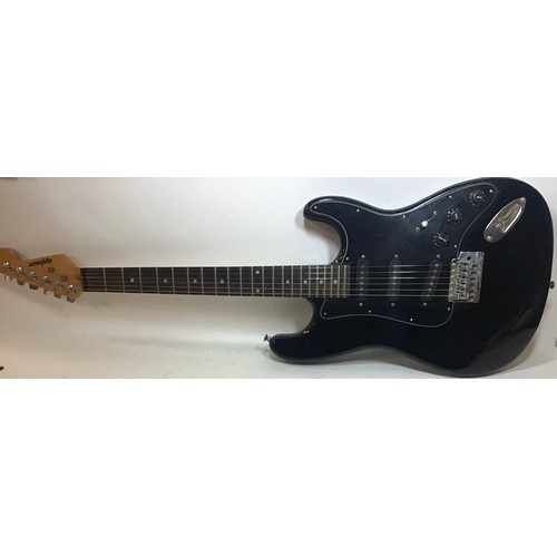 425 - APPLAUSE ELECTRIC GUITAR WITH CASE. This is a AM18T featuring 3 single pickups with a five way selec... 