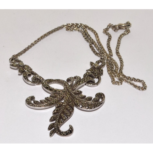 201A - 1940s Silver marcasite necklace