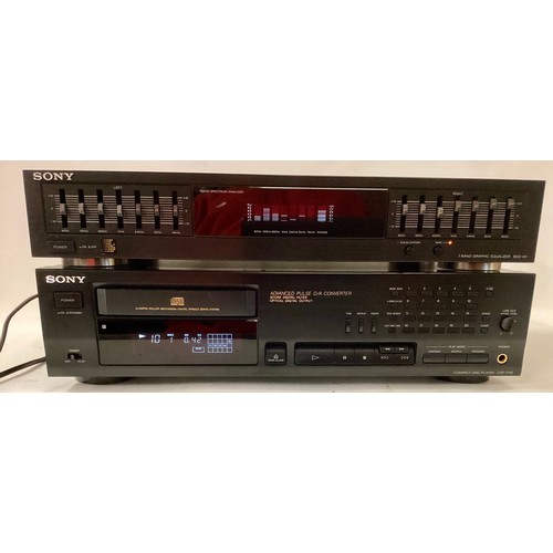 525 - HIFI SEPERATES FROM SONY X 2. Here we have a SEQ-411 Graphic Equalizer and a CDP-715E Compact Disc P... 