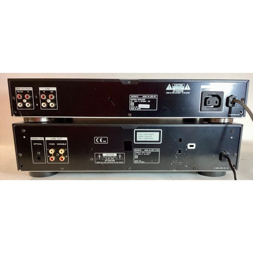 525 - HIFI SEPERATES FROM SONY X 2. Here we have a SEQ-411 Graphic Equalizer and a CDP-715E Compact Disc P... 