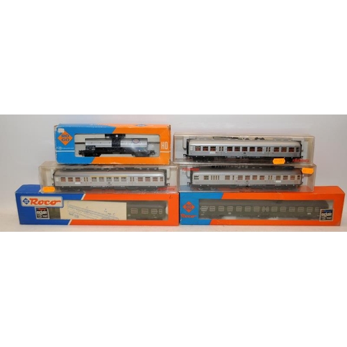 161 - 6 x boxed OO/HO rolling stock from Fleischmann and Roco