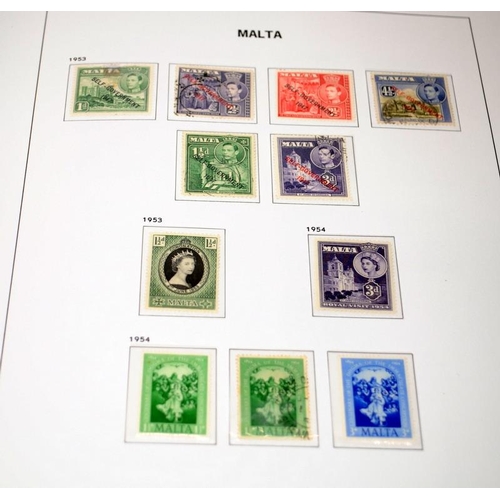 210 - A Davo album - Malta. Excellent level of completeness of early examples