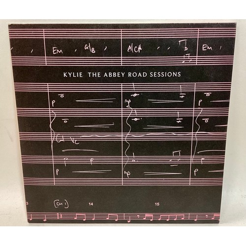 22 - KYLIE MINOGUE - ABBEY ROAD SESSIONS - VINYL 2 LP (NUMBERED). Great double album from Kylie Minogue o... 