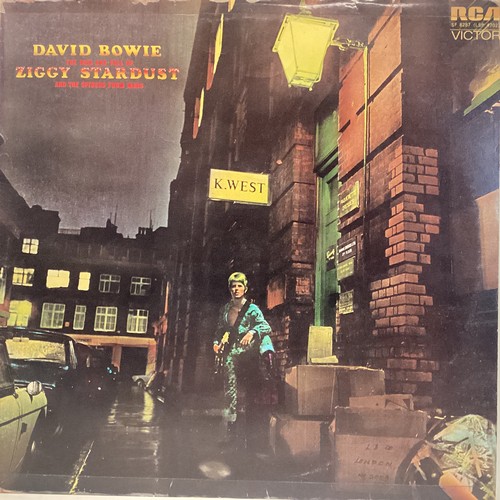 176 - DAVID BOWIE VINYL ALBUM ‘ZIGGY STARDUST AND THE SPIDERS FROM MARS’. This album is on Orange labelled... 