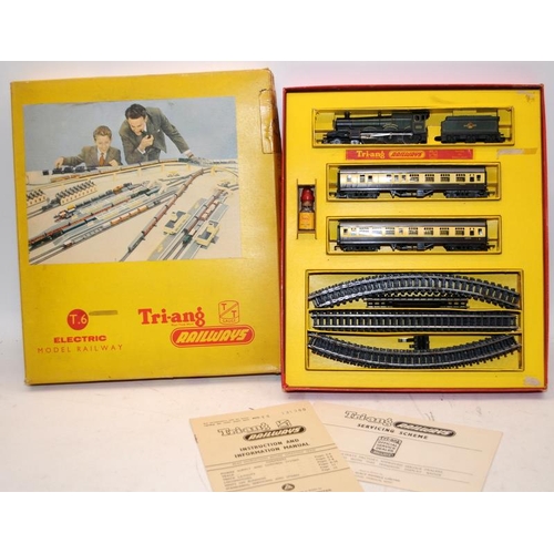 43 - Vintage Tri-Ang Railways TT gauge electric model railway set ref:T6 with Windsor Castle loco. In exc... 