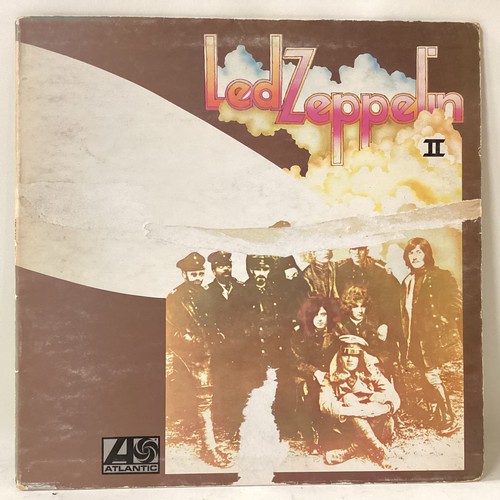 110 - LED ZEPPELIN - II - ORIGINAL UK STEREO PLUM AND ORANGE LABEL ALBUM. From 1969 found here on Atlantic... 
