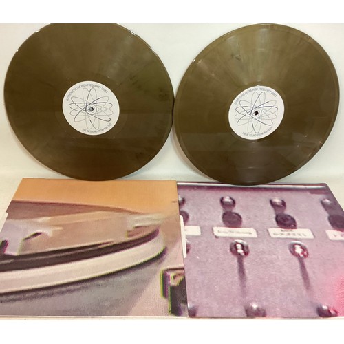 214 - STEREOLAB ‘TRANSIENT RANDOM NOISE BURSTS’ NUMBERED GOLD COLOURED DOUBLE VINYL LP. An original copy o... 