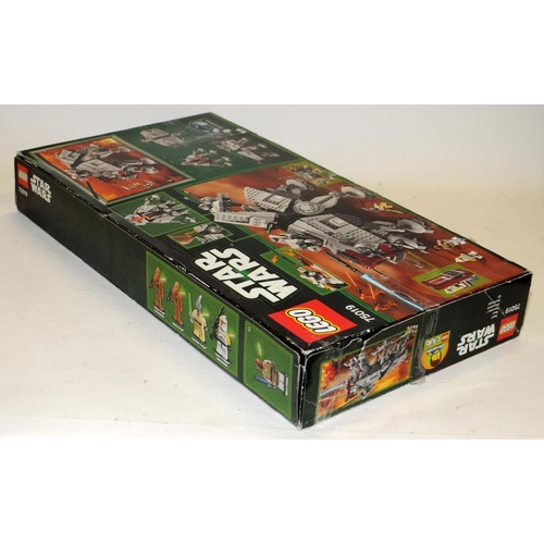 12 - Star Wars Lego: AT-TE ref:75019. Model complete and boxed, with build instructions and 4 minifigures... 