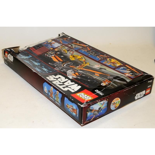 13 - Star Wars Lego: Poe's X-Wing Fighter ref:75102. Boxed, model 99% complete, a few non essential piece... 