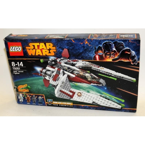 15 - Star Wars Lego: Jedi Scout Fighter ref:75051. Boxed, model complete except for missing pieces 1 x 42... 