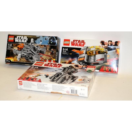 8 - Star wars Lego: Resistance Transport Pod ref:75176. Boxed and complete with minifigures and build in... 