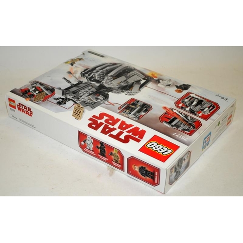 8 - Star wars Lego: Resistance Transport Pod ref:75176. Boxed and complete with minifigures and build in... 