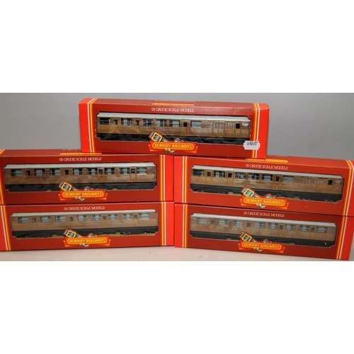 65 - Hornby OO gauge LNER Teak Finish Livery Carriages, R477 x 3 and R478 x 2. 5 in lot, all boxed