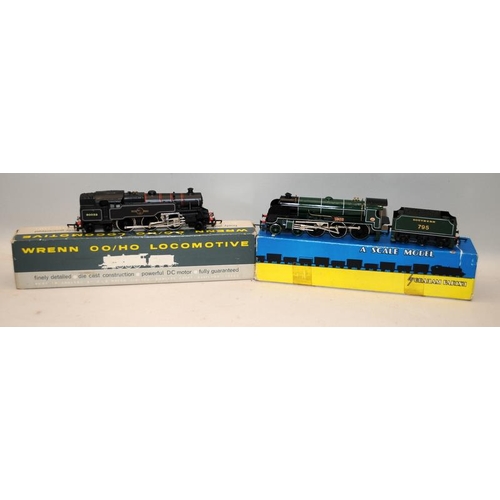 100 - Wrenn OO/HO gauge BR Black Steam Locomotive No.80033, boxed (missing tender) c/w Graham Farish OO ga... 