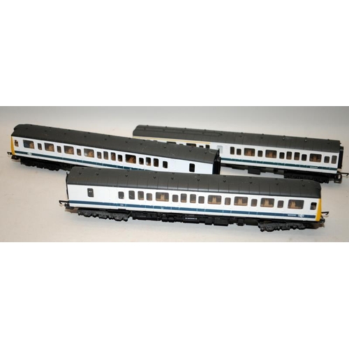 79 - Hornby OO gauge rake of four Eurostar Coaches c/w Lima OO gauge BR white with blue stripe Power Car ... 