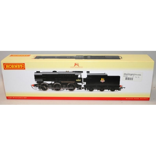 111 - Hornby OO gauge Class Q1 Locomotive BR Early 33037 ref:R2355. Boxed