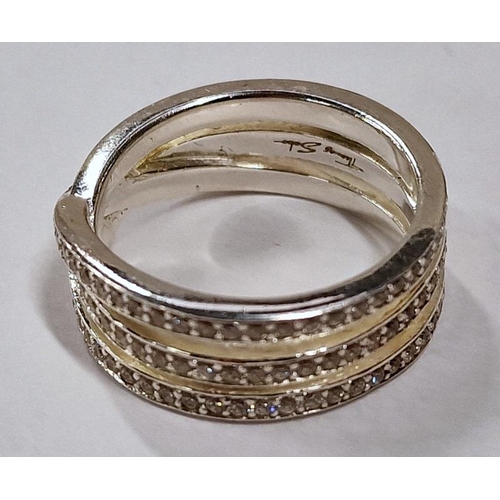 308 - 925 silver triple band ring size Q