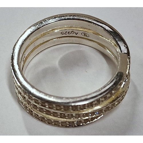 308 - 925 silver triple band ring size Q