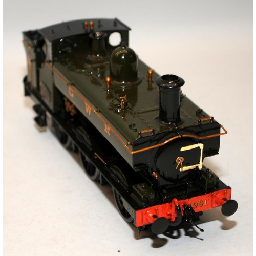 37 - Vintage Eric Underhill O Gauge Built Kit 0-6-0 Tank Engine, GWR Green No.1991. With motor. Boxed (bo... 