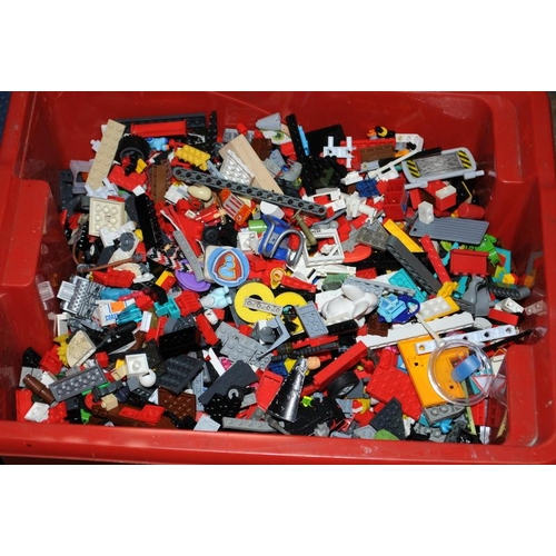 27 - large tub of mixed loose Lego